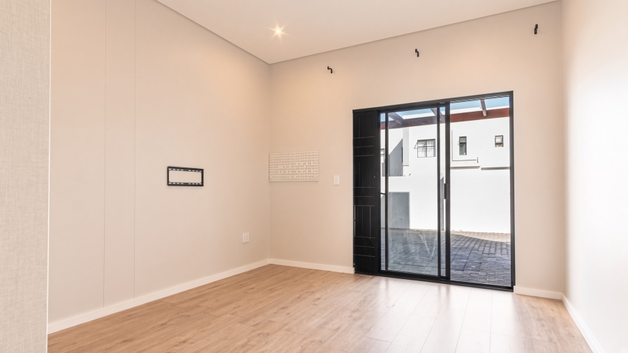 4 Bedroom Property for Sale in Sandown Western Cape